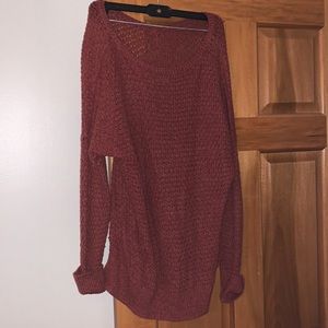 American Eagle maroon sweater
